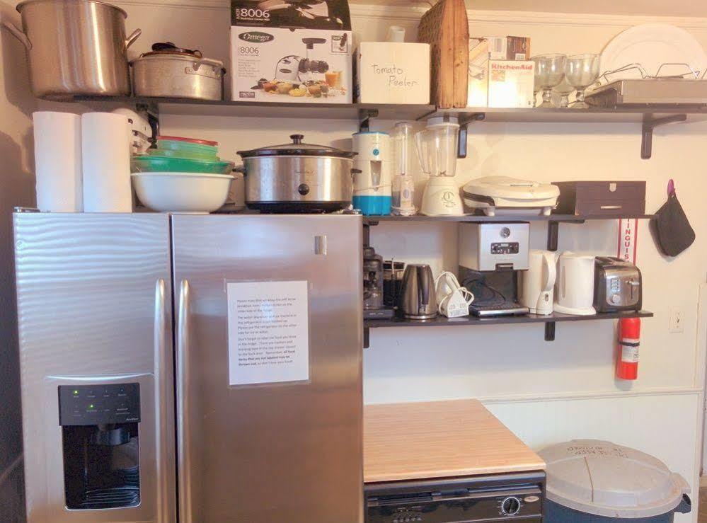 The Wayfaring Buckeye Hostel Колумбус Екстер'єр фото